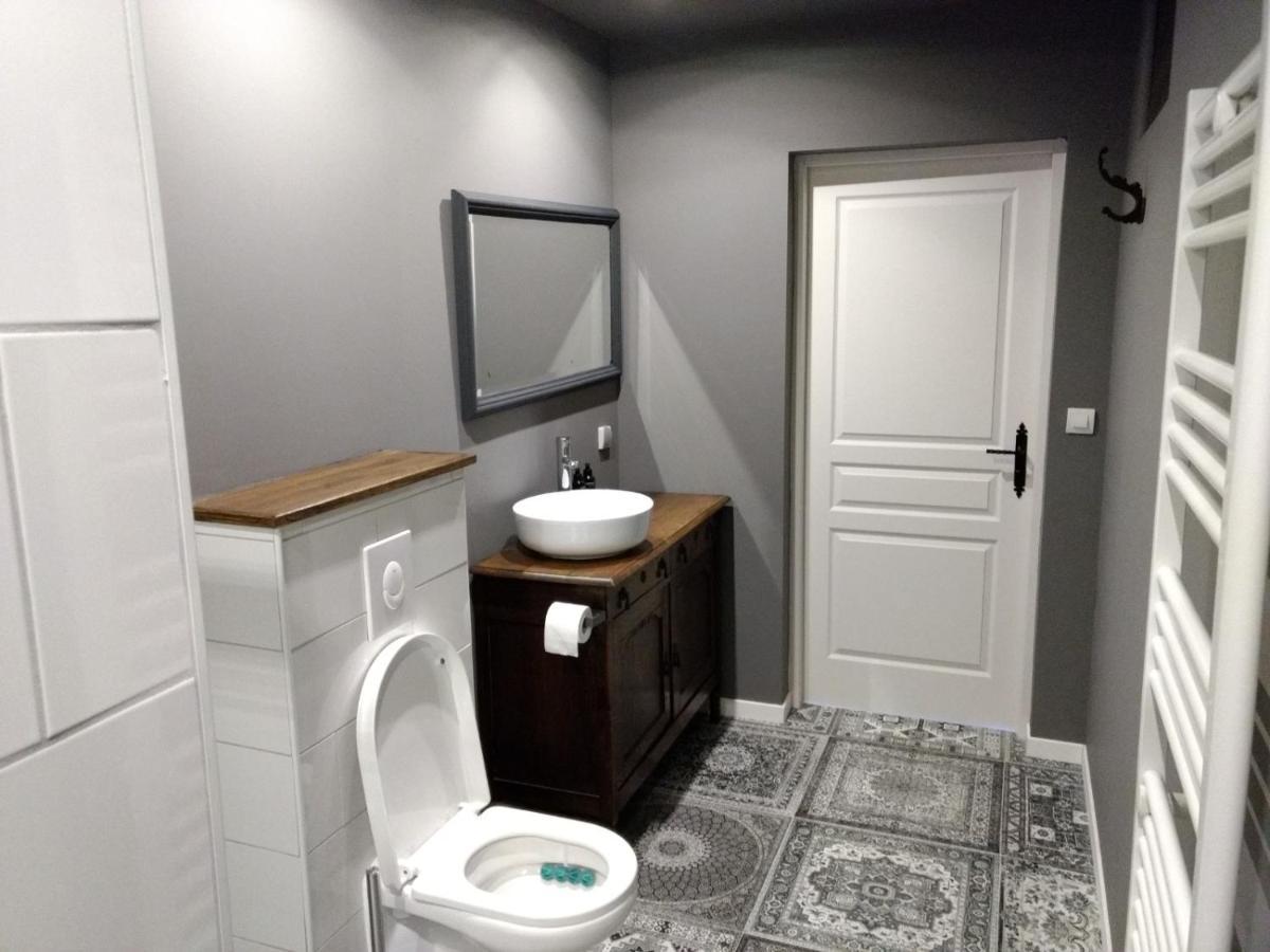 Le Voila Bed & Breakfast Melay  Luaran gambar