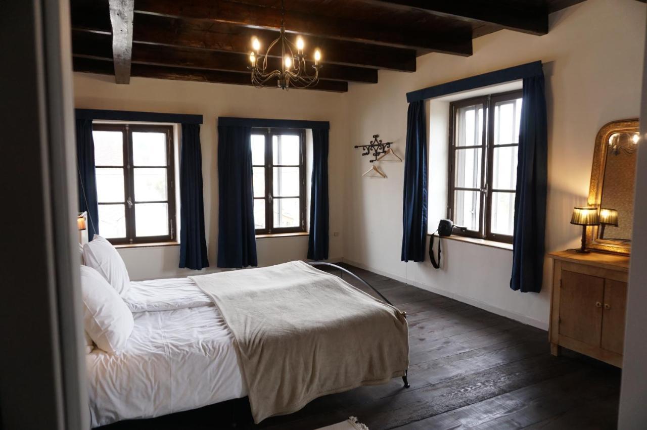 Le Voila Bed & Breakfast Melay  Luaran gambar